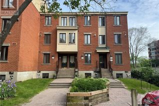 Condo for Sale, 33 Crispin Court, Ottawa, ON