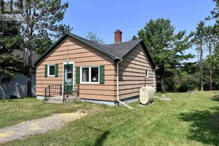 Bungalow for Sale, 60 Transvaal Street, Shelburne, NS