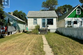 Bungalow for Sale, 425 Wascana Street, Regina, SK