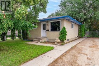 Bungalow for Sale, 1824 C Avenue N, Saskatoon, SK