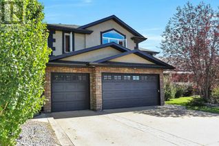 House for Sale, 16 Oakwood Close, Red Deer, AB