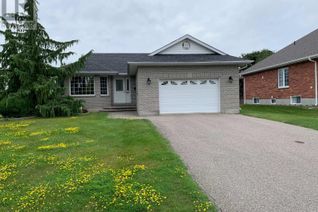 Bungalow for Rent, 8 Whitney Court, Kawartha Lakes, ON