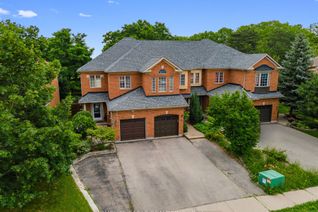 Freehold Townhouse for Sale, 66 Jordanray Blvd, Newmarket, ON