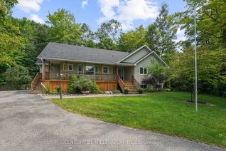 Bungalow for Sale, 25 Lisbon Crt, Wasaga Beach, ON