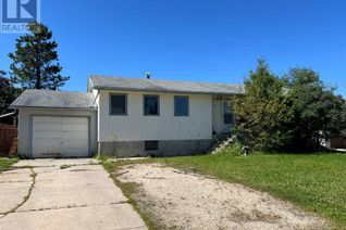 House for Sale, 605 7 Ave, Fox Creek, AB