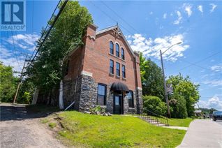 House for Sale, 164 Ontario Street, Burk's Falls, ON