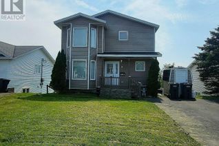 Detached House for Sale, 22 Baffin Drive, Mount Pearl, NL