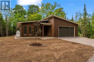 Detached House for Sale, 2123 Hwy 132 Highway, Renfrew, ON