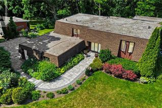 Bungalow for Sale, 50 Melrose Drive, Niagara-on-the-Lake, ON