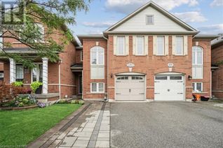 Freehold Townhouse for Sale, 3054 Highvalley Road, Oakville, ON