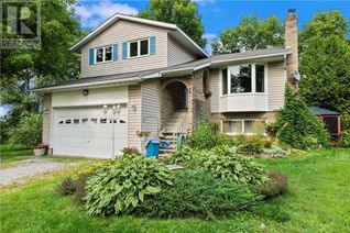 House for Sale, 28 Thrasher Lane, Pembroke, ON