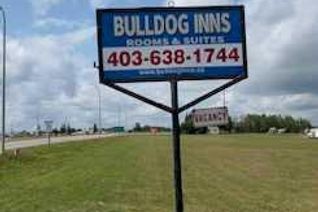 Hotel/Motel/Inn Business for Sale, 830 Main Avenue W, Sundre, AB