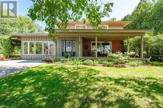 Detached House for Sale, 912 Scotland Street, Fergus, ON