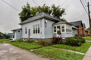 Bungalow for Sale, 81 Durham St W, Kawartha Lakes, ON