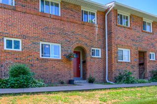 Condo Townhouse for Sale, 125 Livingston Ave #3, Grimsby, ON