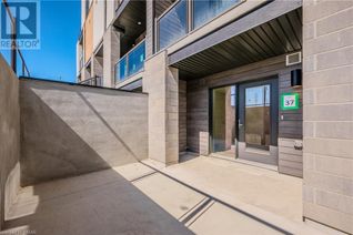 Condo Townhouse for Sale, 142 Foamflower Place Unit# C037, Waterloo, ON