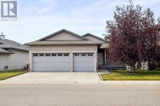 Detached House for Sale, 108 Hillcrest Boulevard, Strathmore, AB