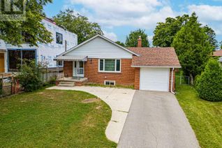 Detached House for Sale, 24 Duncairn Drive, Toronto W08, ON