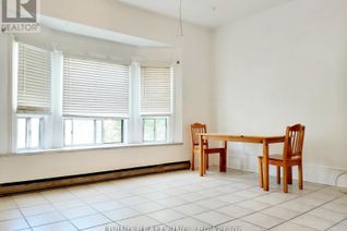 Townhouse for Rent, 405 Spadina Ave #2nd Flr, Toronto, ON