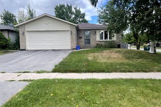 Bungalow for Sale, 18 Craig Cres N, Barrie, ON