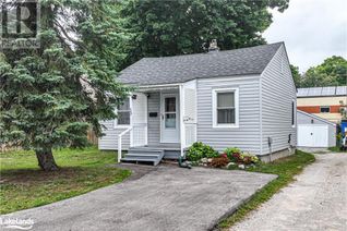 Detached House for Sale, 13 Albany Avenue, Orillia, ON