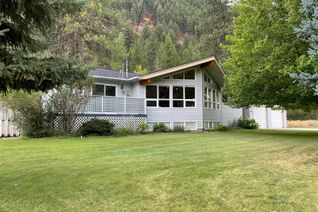 House for Sale, 706 Central Avenue, Midway, BC