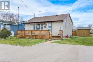 Bungalow for Sale, 22 4th Avenue, Long Point, ON