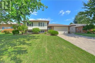 Detached House for Sale, 245 George Crescent, Belle River, ON