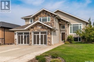 House for Sale, 722 Crystal Springs Drive, Warman, SK