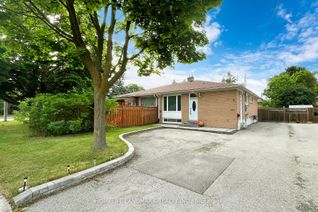 Bungalow for Sale, 243 Taylor Mills Dr S, Richmond Hill, ON