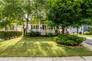 Detached House for Sale, 366 George St, Milton, ON