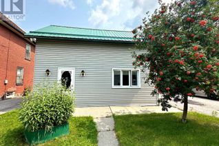 Bungalow for Sale, 838 Lock Street, Peterborough (Otonabee), ON