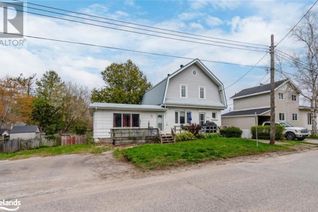 Detached House for Sale, 746 Bay Street, Midland, ON