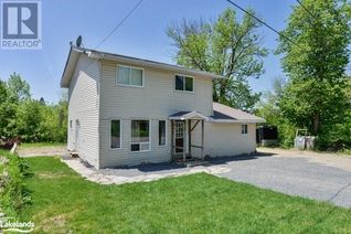 Detached House for Sale, 19 Henry Street, Huntsville, ON