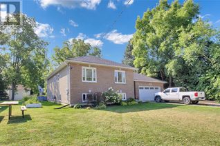 Raised Ranch-Style House for Sale, 239 Walnut Street West, Bothwell, ON