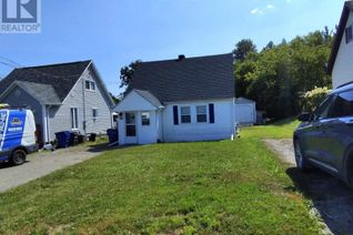 Detached House for Sale, 400 Mccamus Avenue, Temiskaming Shores, ON