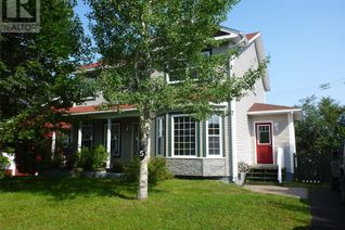 Detached House for Sale, 5 White Rose Place, Clarenville, NL