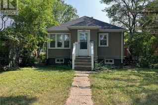 Bungalow for Sale, 1203 Robinson Street, Regina, SK