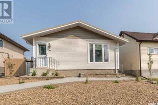 Bungalow for Sale, 1010 Hochelaga Street W, Moose Jaw, SK