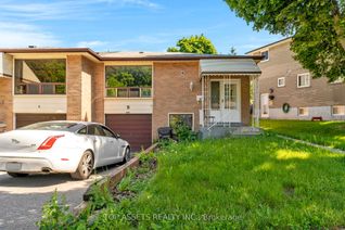 Semi-Detached House for Rent, 9 Earlthorpe Cres #UPPER, Toronto, ON