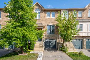 Condo for Sale, 19 Foxchase Ave N #32, Vaughan, ON