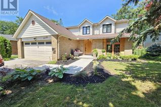 Detached House for Sale, 416 Clairbrook Crescent, Waterloo, ON