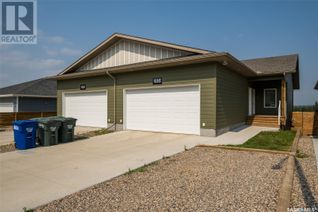 Bungalow for Sale, 686/690 19th Street W, Prince Albert, SK