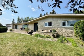 Bungalow for Sale, 40 Driftwood Crescent, Yorkton, SK