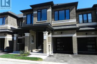 Townhouse for Sale, 30 Bluebird Lane, Barrie, ON