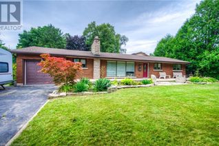 Bungalow for Sale, 15 Hawthorne Road, Cambridge, ON