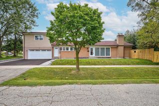 Sidesplit for Sale, 9 Mooreshead Dr, Toronto, ON