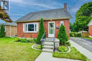 Detached House for Sale, 135 Stewart Avenue, Cambridge, ON