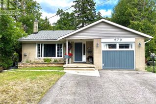 Detached House for Sale, 979 6th Avenue W, Owen Sound, ON