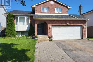 Detached House for Sale, 12 Glenabbey Drive, Clarington (Courtice), ON